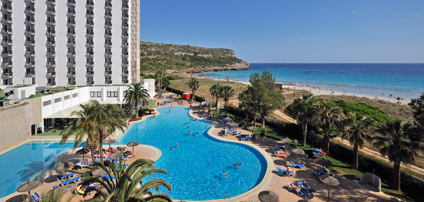 Sol Milanos Pingueinos Hotel Son Bou Exterior foto